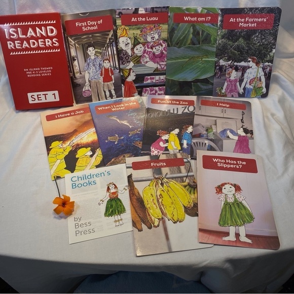 Island readers set 1 children’s books BNIB w/cellophane wrap. - Picture 1 of 4